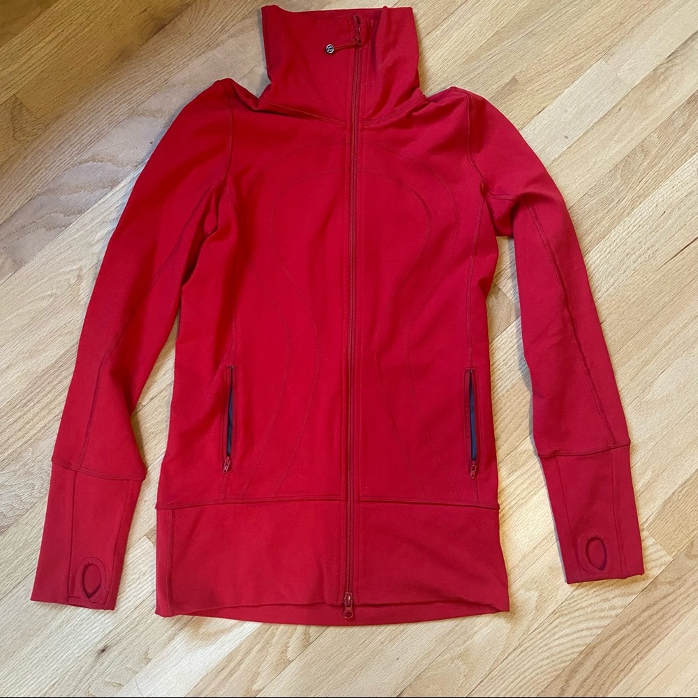 Lululemon In Stride Jacket size 4 in Red